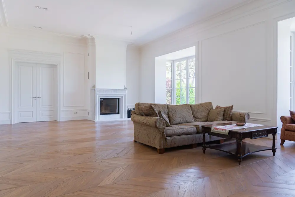 Hardwood flooring — beautiful spacious living room elegant